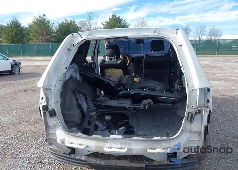 2015 Jeep Grand Cherokee Srt from USA, damaged, VIN 1C4RJFDJ2FC813356